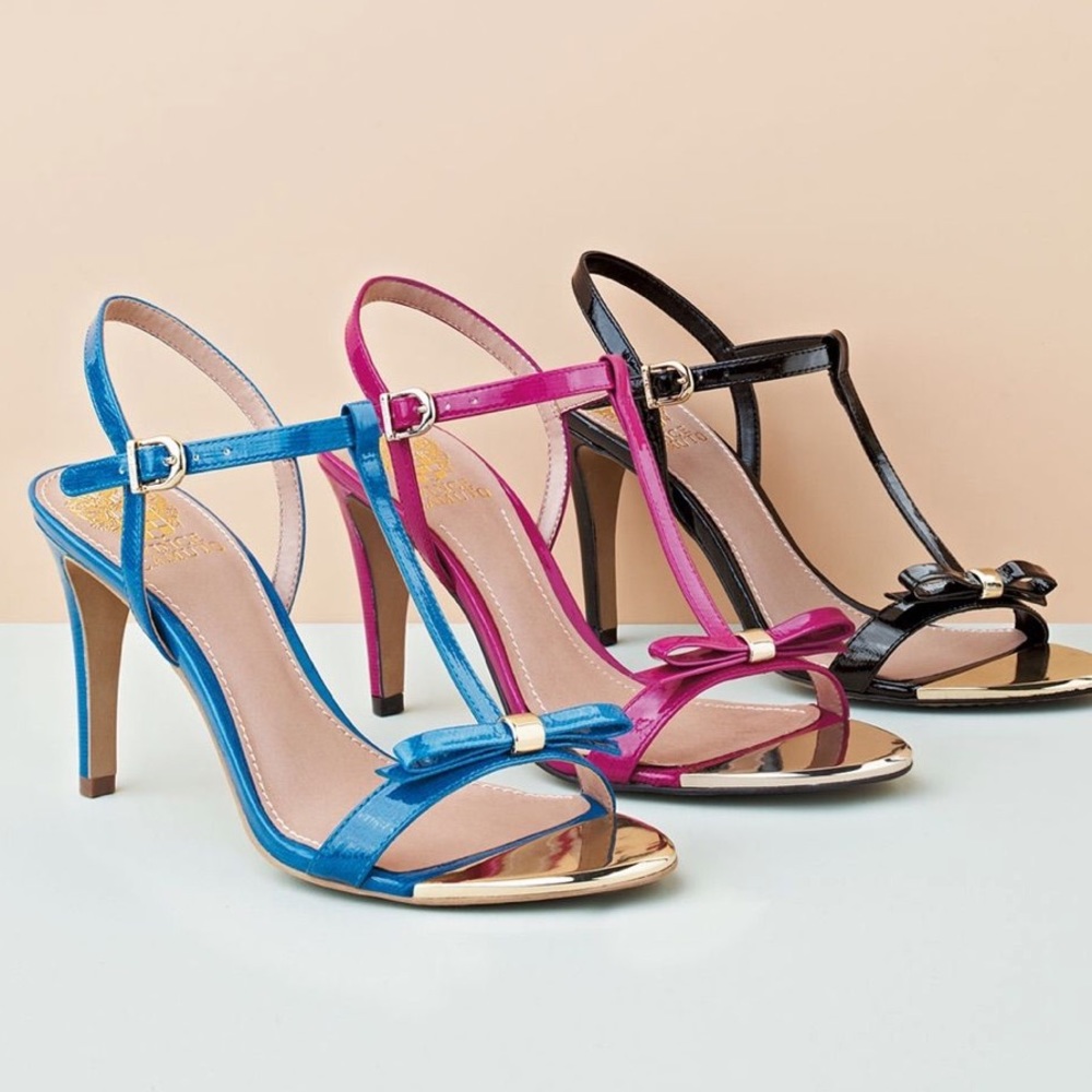 Vince Camuto blue patent leather t strap bow heels